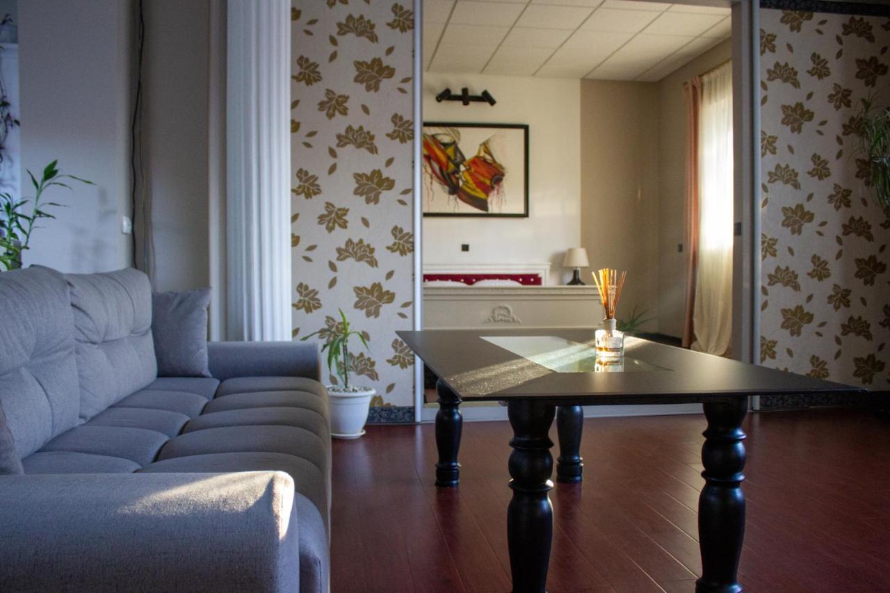 Yox Apartment 1 Oradea Exterior photo