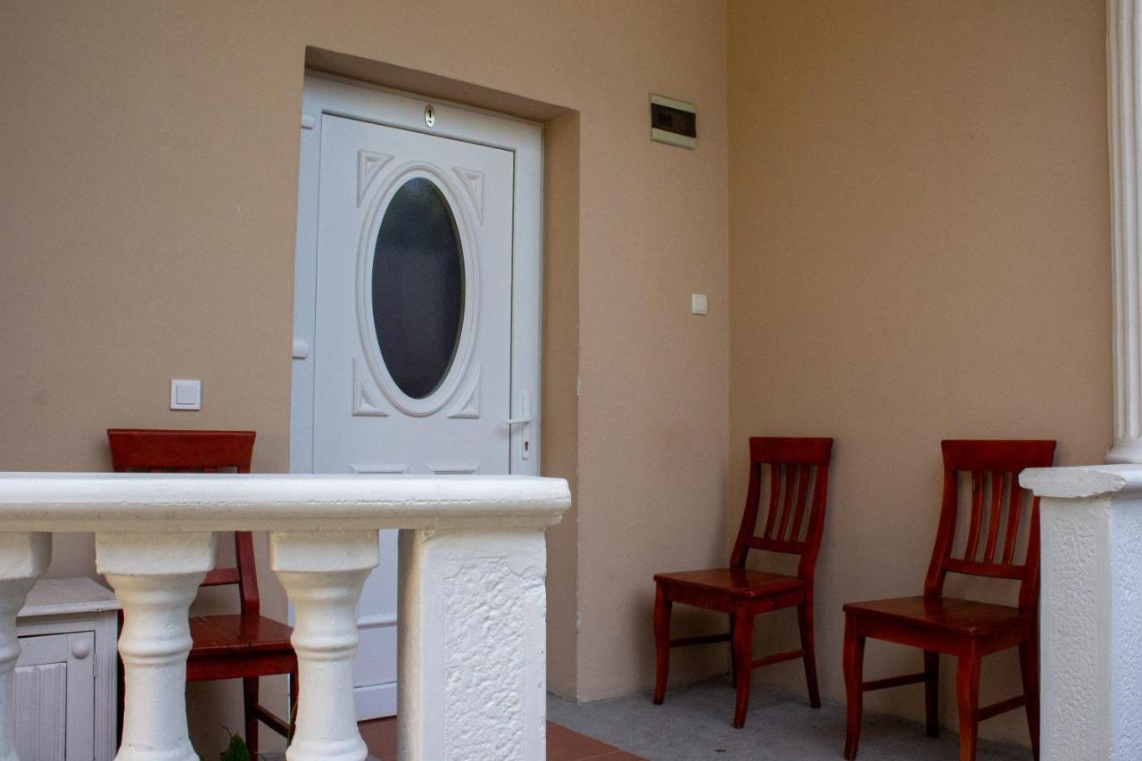 Yox Apartment 1 Oradea Exterior photo